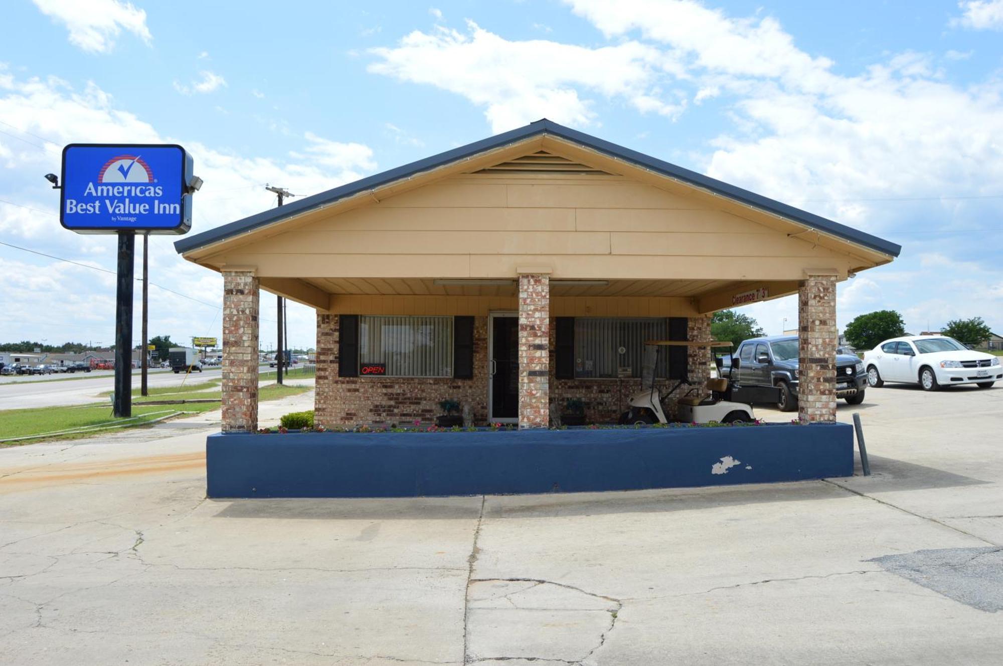 Americas Best Value Inn Gainesville Tx Kültér fotó